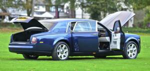 Image 20/50 of Rolls-Royce Phantom VII (2009)