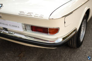 Immagine 27/50 di BMW 3.0 CS (1975)