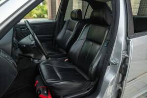 Image 26/50 of Mercedes-Benz C 36 AMG (1995)