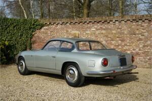 Image 2/7 of Lancia Flaminia SuperSport Zagato (1968)