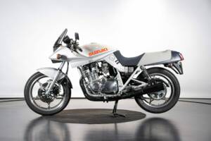 Image 1/50 de Suzuki GSX 750S Katana (1982)