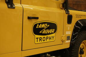 Image 13/30 of Land Rover Defender Works V8 Trophy (2015)