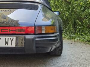 Afbeelding 30/34 van Porsche 911 Carrera 3.2 (1984)
