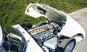 Image 5/50 de Jaguar Type E 3.8 (1963)
