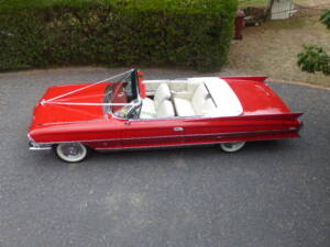 Image 5/9 de Cadillac 62 Convertible (1962)