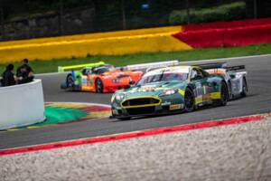 Image 29/30 of Aston Martin DBR9 GT1 (2006)