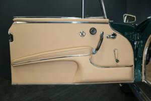 Bild 10/50 von Mercedes-Benz 250 SE (1966)