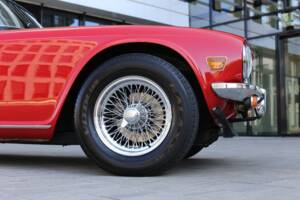 Image 45/49 of Triumph TR 6 (1976)