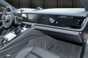 Image 4/10 of Porsche Panamera 4 E-Hybrid (2024)
