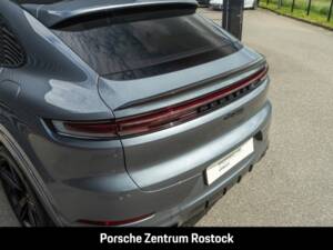 Imagen 34/38 de Porsche Cayenne Coupé E-Hybrid (2026)