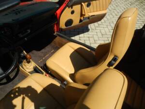 Imagen 27/85 de Porsche 911 Carrera 3.2 (1986)