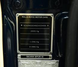 Image 28/50 of Rolls-Royce Silver Spur III (1995)