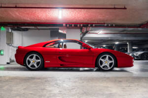 Afbeelding 5/46 van Ferrari F 355 Berlinetta (1997)