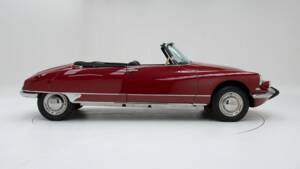 Imagen 6/15 de Citroën ID 19 Usine (1963)