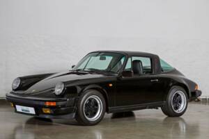 Bild 18/32 von Porsche 911 Carrera 3.2 (1986)