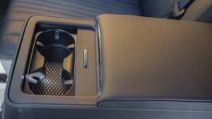 Immagine 35/68 di Bentley Flying Spur V8 S (2017)