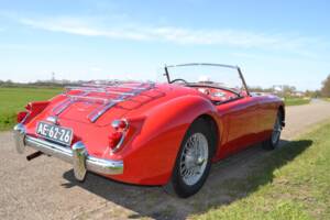 Image 2/4 of MG MGA 1600 (1960)