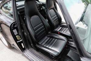 Image 86/108 de Porsche 911 Carrera 3.2 (1989)