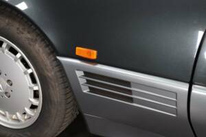 Bild 48/50 von Mercedes-Benz 500 SL (1991)