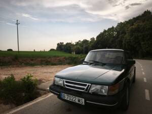 Image 4/7 of Saab 900 S (1991)