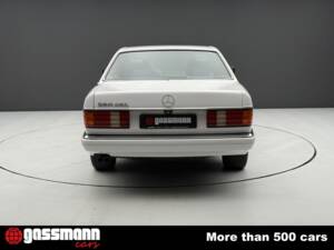 Image 8/15 of Mercedes-Benz 560 SEC (1989)