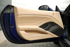 Image 15/50 of Ferrari California T (2015)