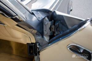 Image 10/23 of Mercedes-Benz 560 SL (1988)