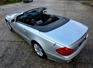 Image 12/39 of Mercedes-Benz SL 500 (2001)