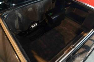 Image 17/19 de Jaguar XJS 5.3 V12 (1990)