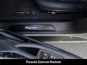 Obraz 18/35 pojazdu Porsche Taycan 4S (1900)