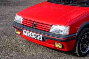 Image 23/38 of Peugeot 205 CTi (1991)