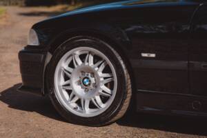 Immagine 15/37 di BMW M3 (1997)