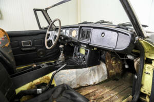Immagine 12/50 di MG MGB (1977)