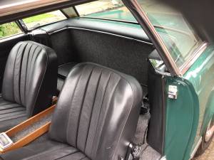 Image 6/20 of Mercedes-Benz 230 SL (1967)