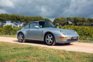 Image 1/15 of Porsche 911 Carrera 4 (1994)