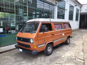 Image 34/46 of Volkswagen T3 Westfalia 1.6 (1981)