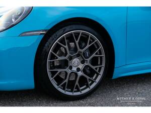 Image 19/42 of Porsche 911 Carrera (2020)