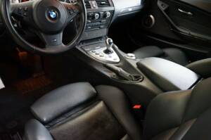 Bild 21/34 von BMW M6 (2008)