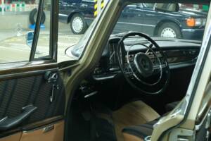Image 20/50 of Mercedes-Benz 300 SE (1964)