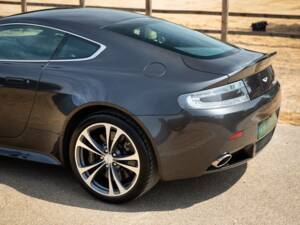 Bild 64/84 von Aston Martin V12 Vantage (2010)