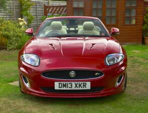 Image 24/50 of Jaguar XKR (2013)