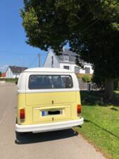 Image 4/7 de Volkswagen T2b minibus (1977)