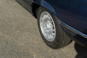 Image 32/50 of Mercedes-Benz 450 SLC (1979)