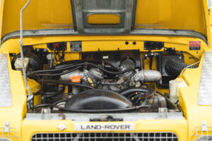 Image 84/98 of Land Rover 109 (1983)