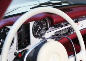 Bild 48/56 von Mercedes-Benz 280 SL (1969)