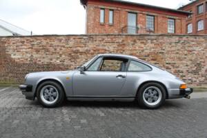 Bild 2/15 von Porsche 911 Carrera 3.2 "#250.000 911" (1987)