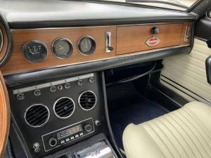 Imagen 12/25 de Ferrari 330 GTC (1967)