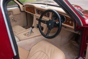 Image 13/50 of TVR Vixen Series 1 (1968)