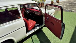 Image 36/63 of Ford Anglia (1965)