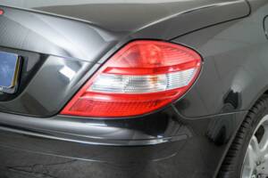 Afbeelding 30/50 van Mercedes-Benz SLK 200 Kompressor (2007)